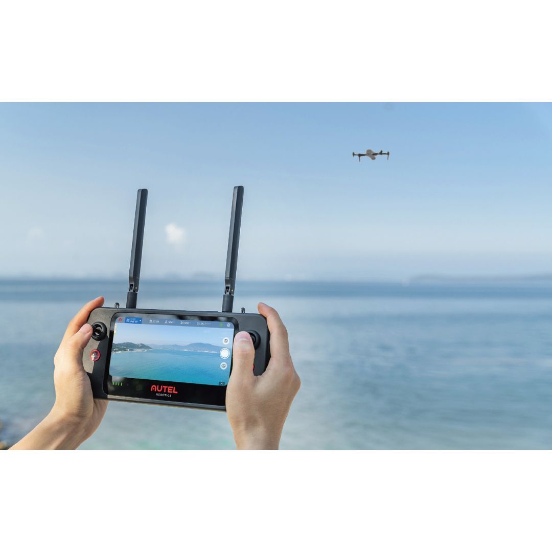 Autel Robotics Lightweight Portable Weather-Sealed Smart Controller SE for EVO II V3 Drones (Black)