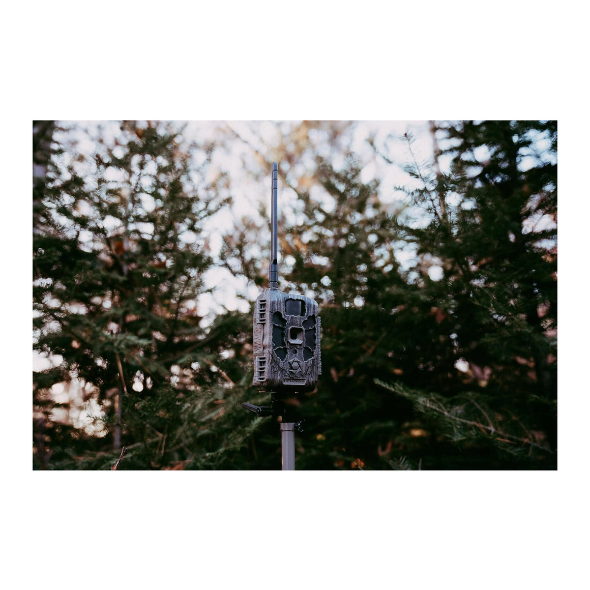 Stealth Cam DECEPTOR MAX 2.0 40MP Photo Dual-Core Cellular Trail Camera with 1440P Video (Brown)