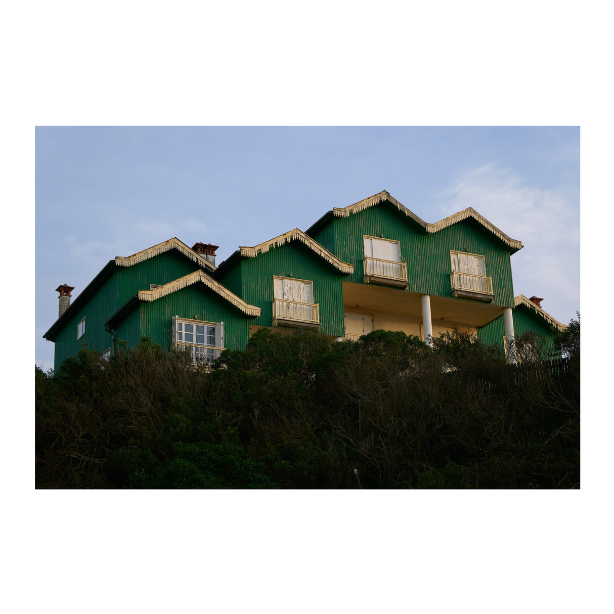 Sigma 16-300mm F3.5 - 6.7 DC OS Contemporary Lens (FUJIFILM X Mount)