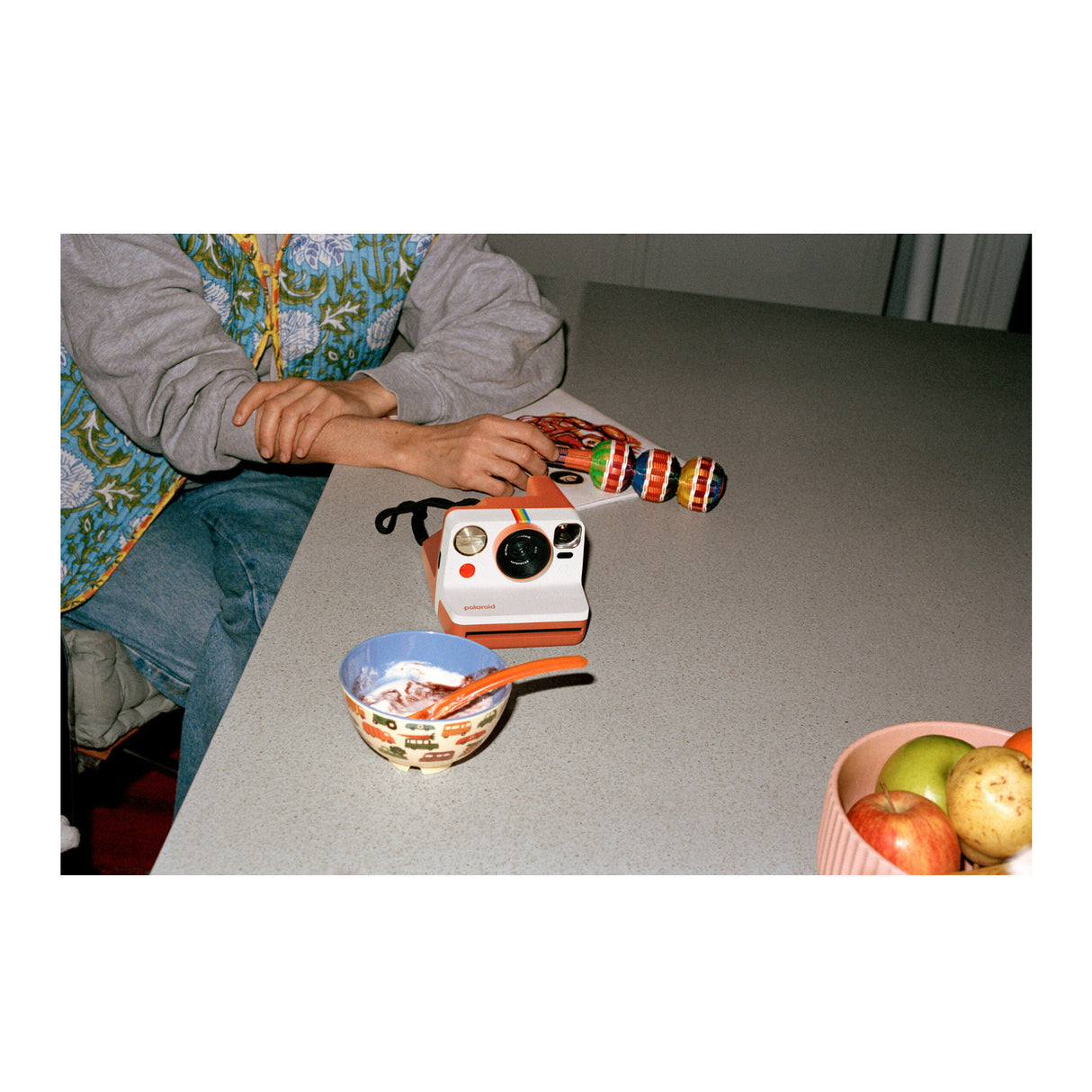 Polaroid Now Generation 3 Analog Instant Camera with Two-Lens Autofocus System (Coral)