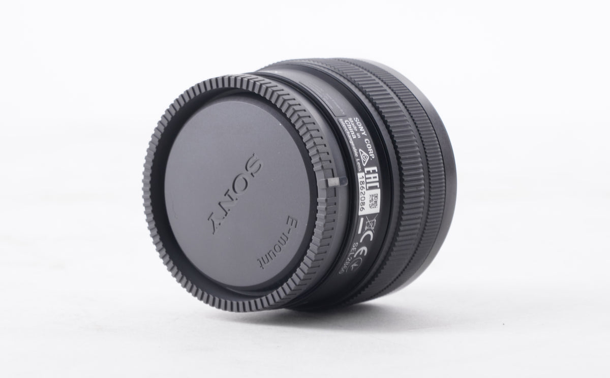 Sony Alpha FE 28-60mm f/4-5.6 Full-Frame E-mount Zoom Lens (Used)