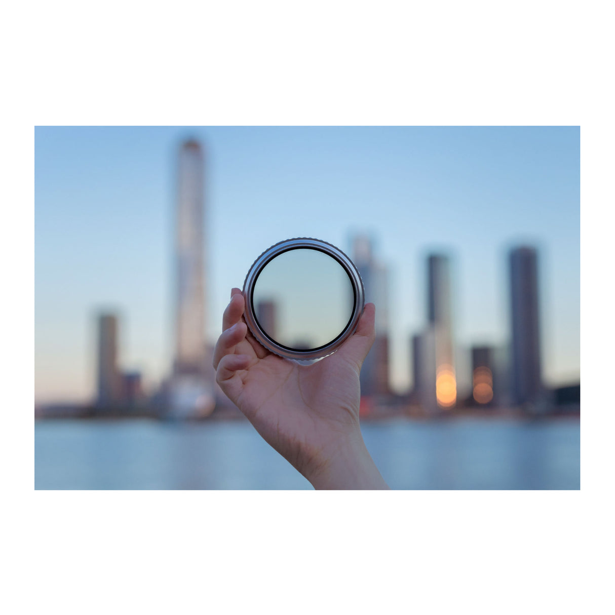 NiSi Swift 82mm 1-9 Stops Waterproof VND Mist Kit with 1-5 Stops VND, 4 Stop ND, and Black Mist 1/4