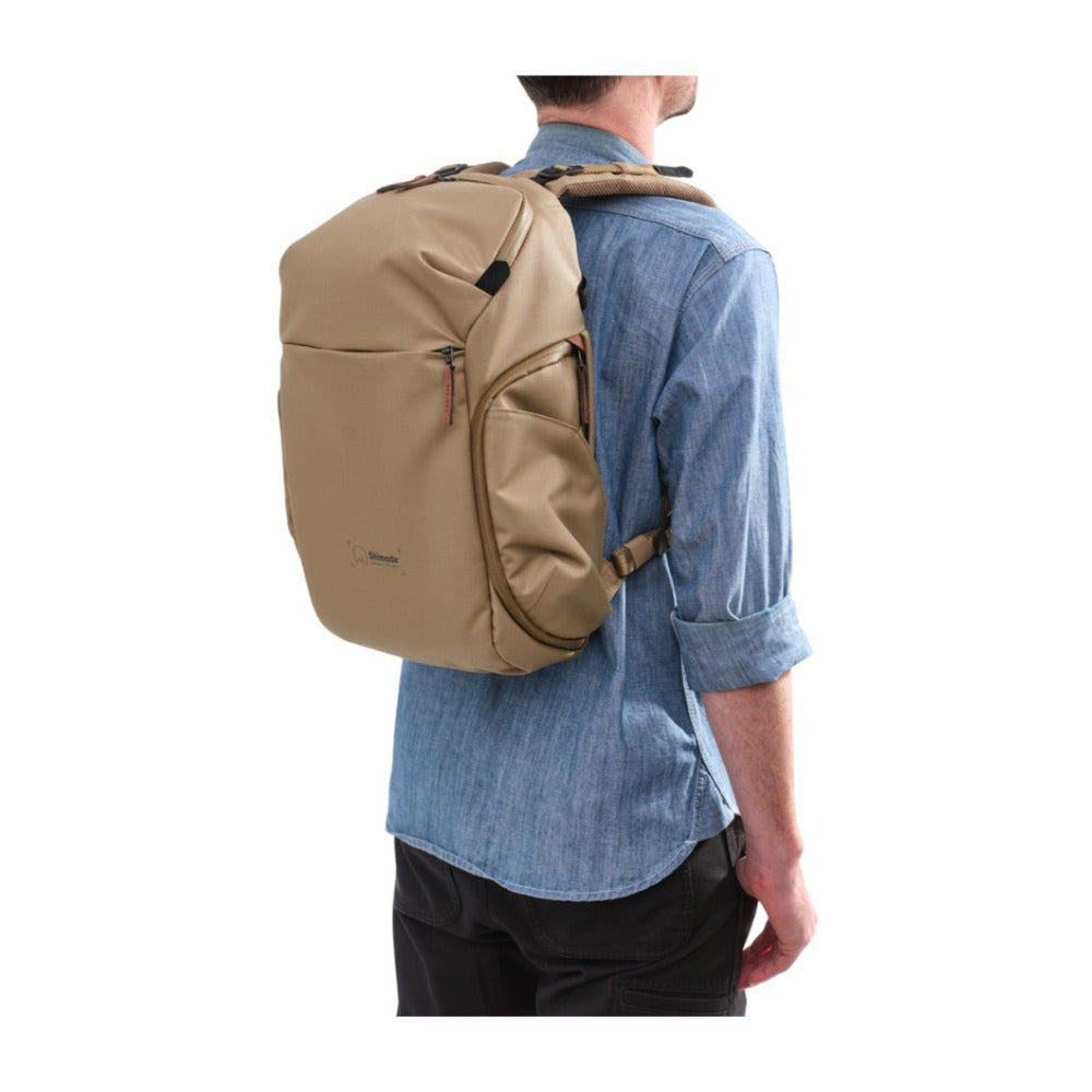 Shimoda Designs Urban Explore 20 Backpack with Cordura Shell and Hidden AirTag Pocket (Boa, 20L)