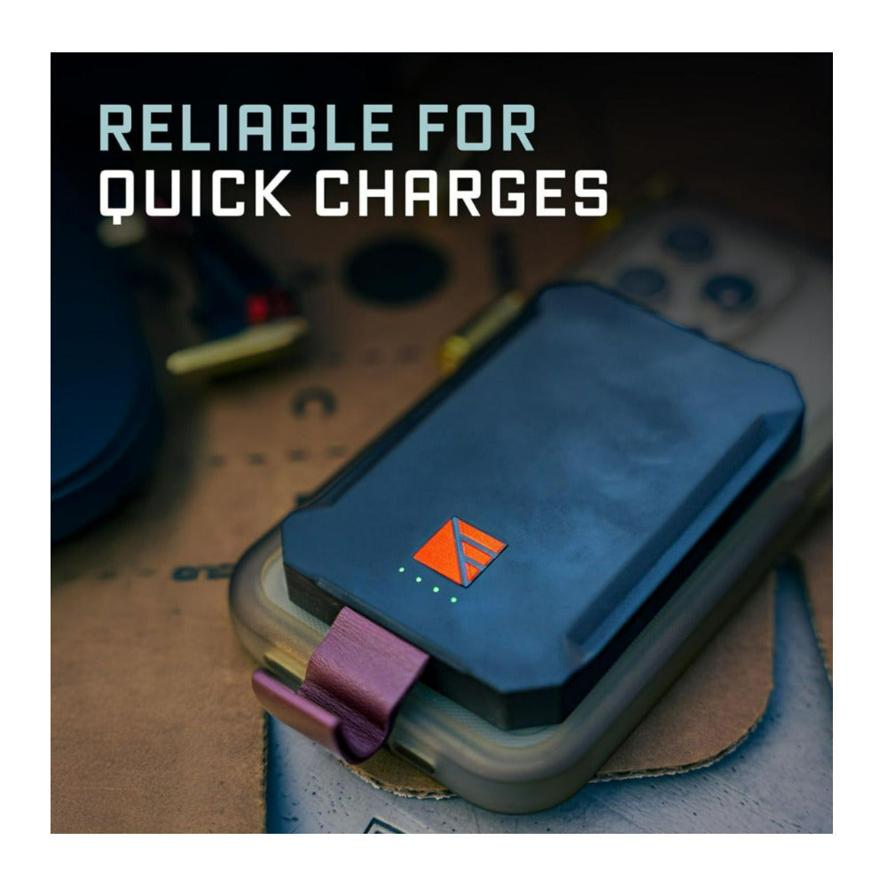 Poseidon Nano 3000mAh Wireless Charger with Portable Construction and Built-In Mavrik Tech (Black)