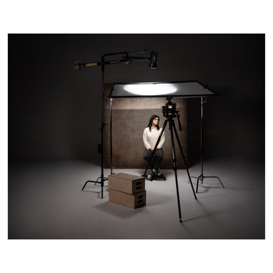 Westcott Easy Boom Arm for Consistent Light Positioning and 360-Degree Rotation (Black) Bundle