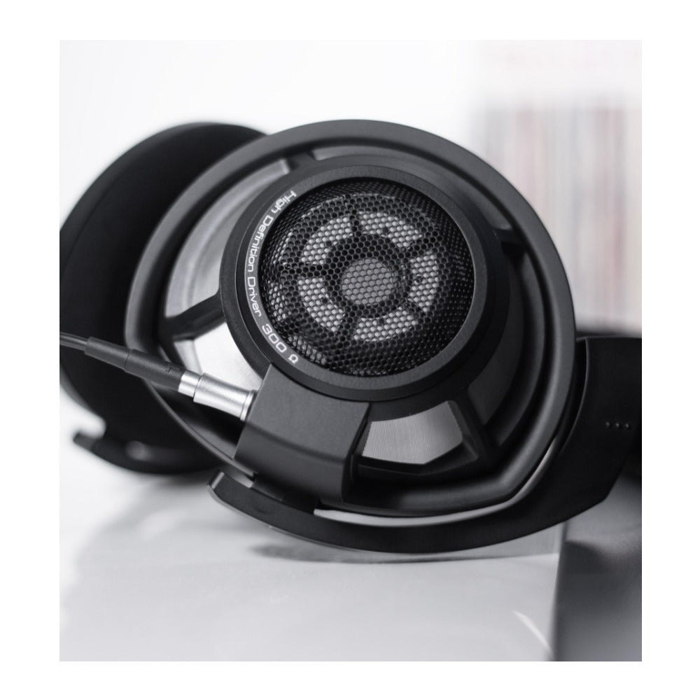 Sennheiser HD 800 S Dynamic Ergonomic Open-Back Stereo Headphone with 56mm Ring Radiator (Black)