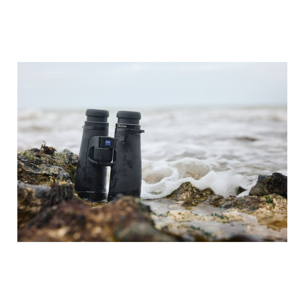 ZEISS SFL 10x50 Lightweight Compact Binocular with 90 Percent Light Transmission (Black)