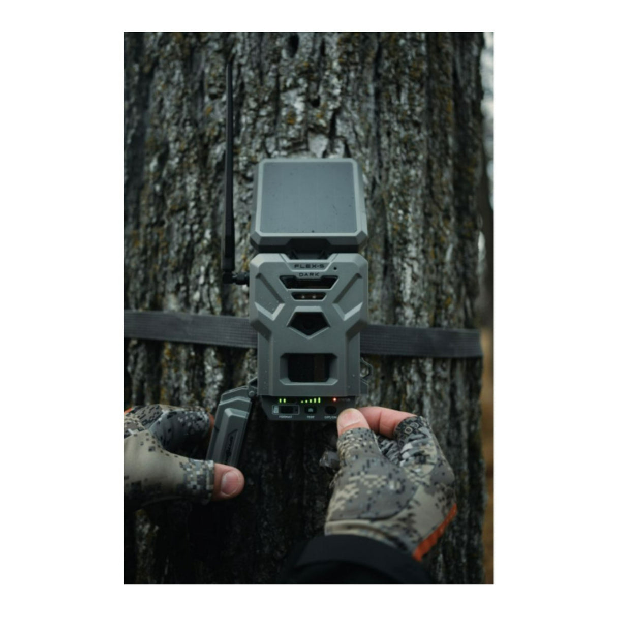 SPYPOINT FLEX-S DARK Cellular Night Vision Trail Camera 40MP 1080p Solar Panel and Dual SIM (Gray)