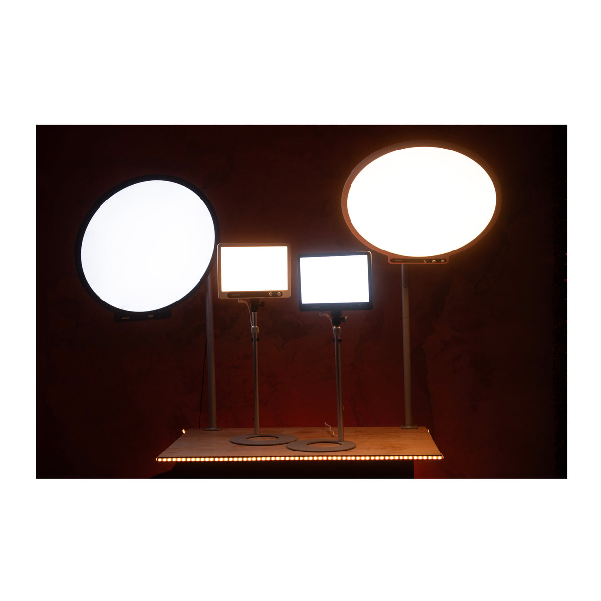 Amaran Base Stand with Adjustable Height and Integrated Locking Wheel (Black)