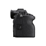 Sony a7R V Mirrorless Camera with 200-600mm f/5.6-6.3 G OSS Lens Bundle