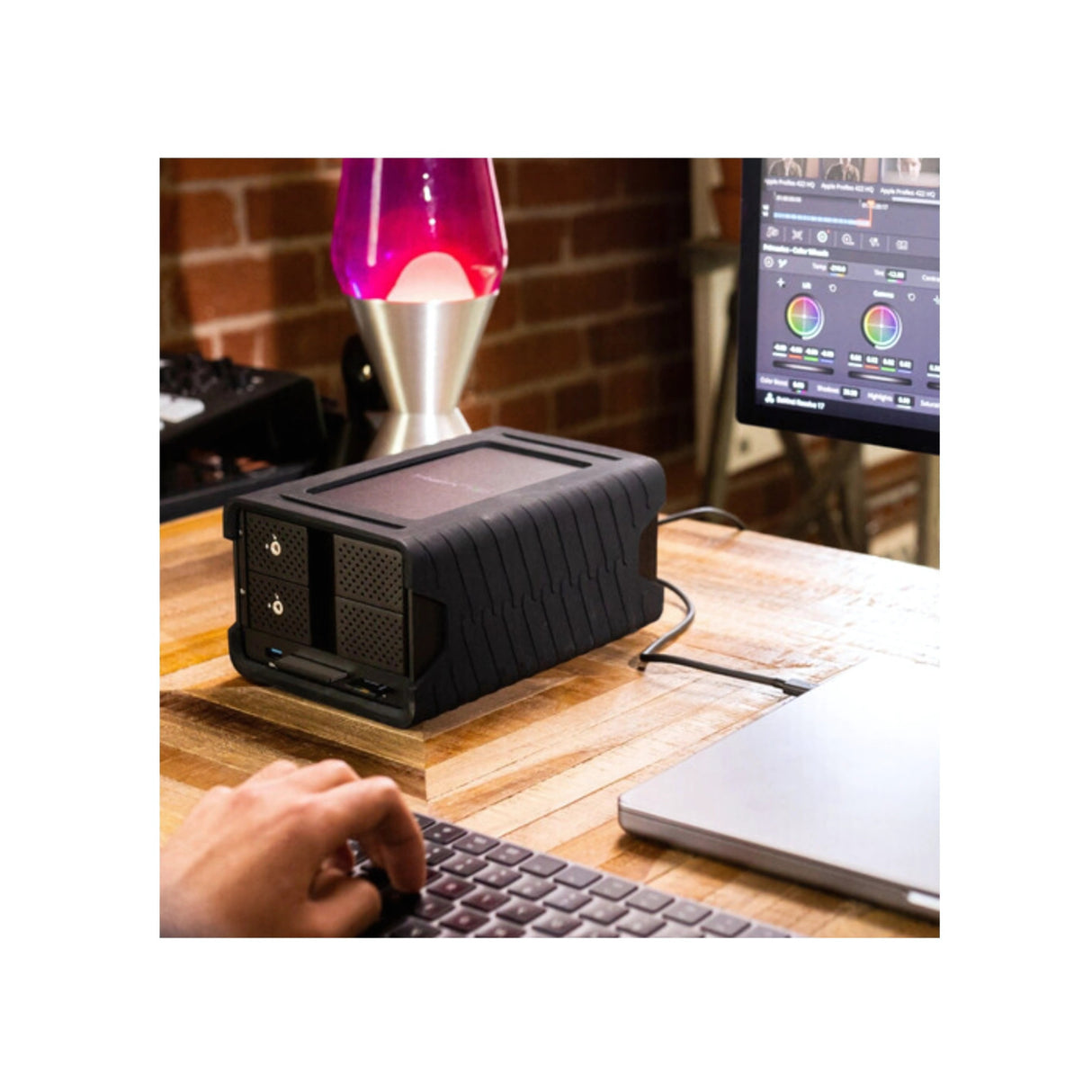 Glyph Blackbox PRO RAID 16TB Enterprise-Class External Drive with Thunderbolt 3 Hub (Black)