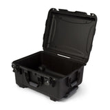 Nanuk 950 Wheeled Hard Case with Padded Divider and Handle (51.9 L, Black)