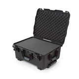 Nanuk 950 Wheeled Hard Case with Padded Divider and Handle (51.9 L, Black)