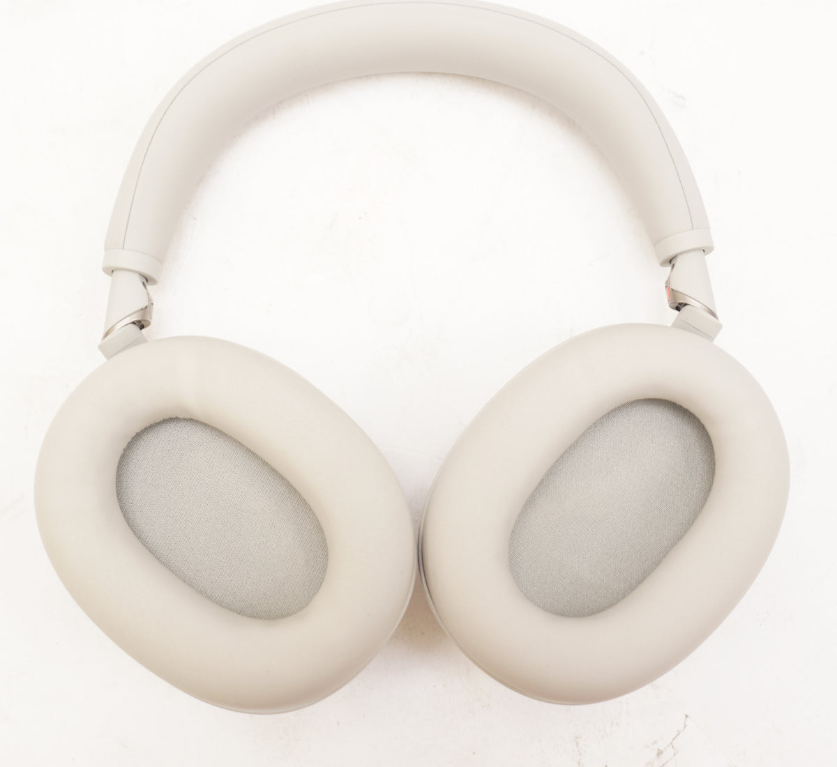 Sony WH-1000XM6 Wireless Noise-Canceling Headphones with QN3 Processor (Silver) (Used)