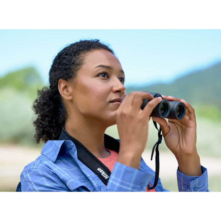 Nikon 16766Q Monarch M7 10x42 Water-Proof and Fog-Proof Binocular with ED Lenses (Refurbished)