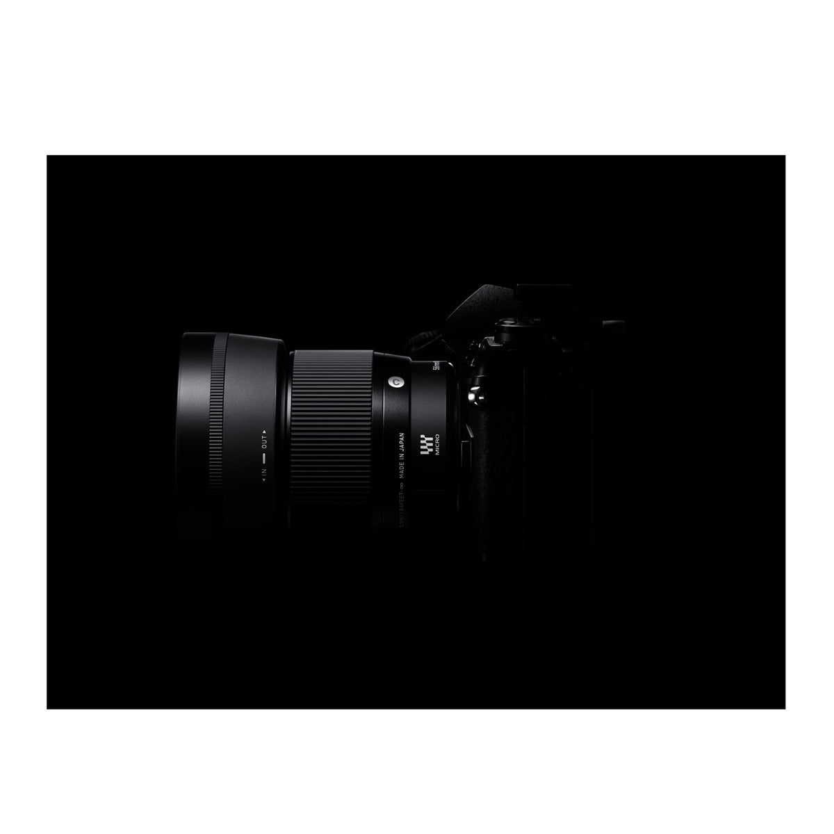 Sigma 56mm F1.4 DC DN Contemporary Lens (Nikon Z) Bundle