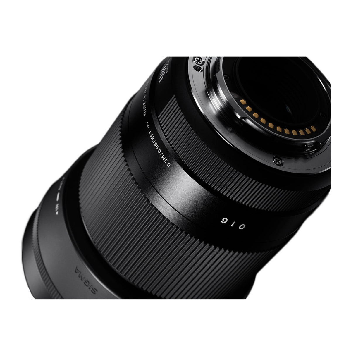 Sigma 30mm f/1.4 DC DN Contemporary Lens (L-Mount) Bundle