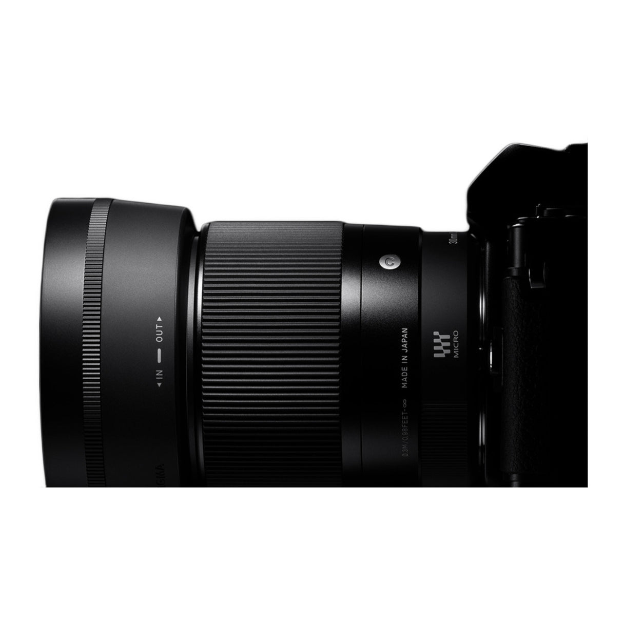 Sigma 30mm f/1.4 DC DN Contemporary Lens (L-Mount) Bundle