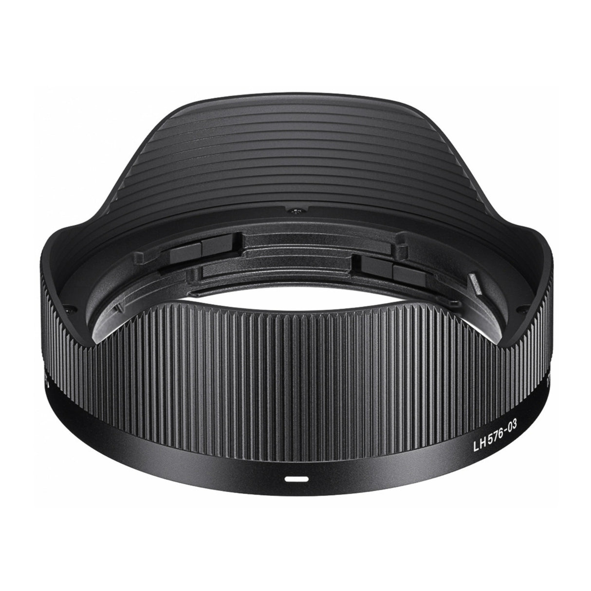 Sigma 17mm F4 DG DN Contemporary Ultra Wide Angle Lens (Sony E-Mount) Bundle