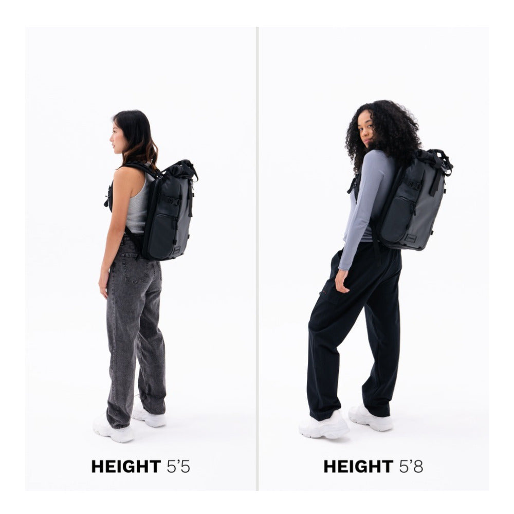 Wandrd PRVKE Backpack  Weather-Resistant and Expandable Bundle (Black) (Open Box)
