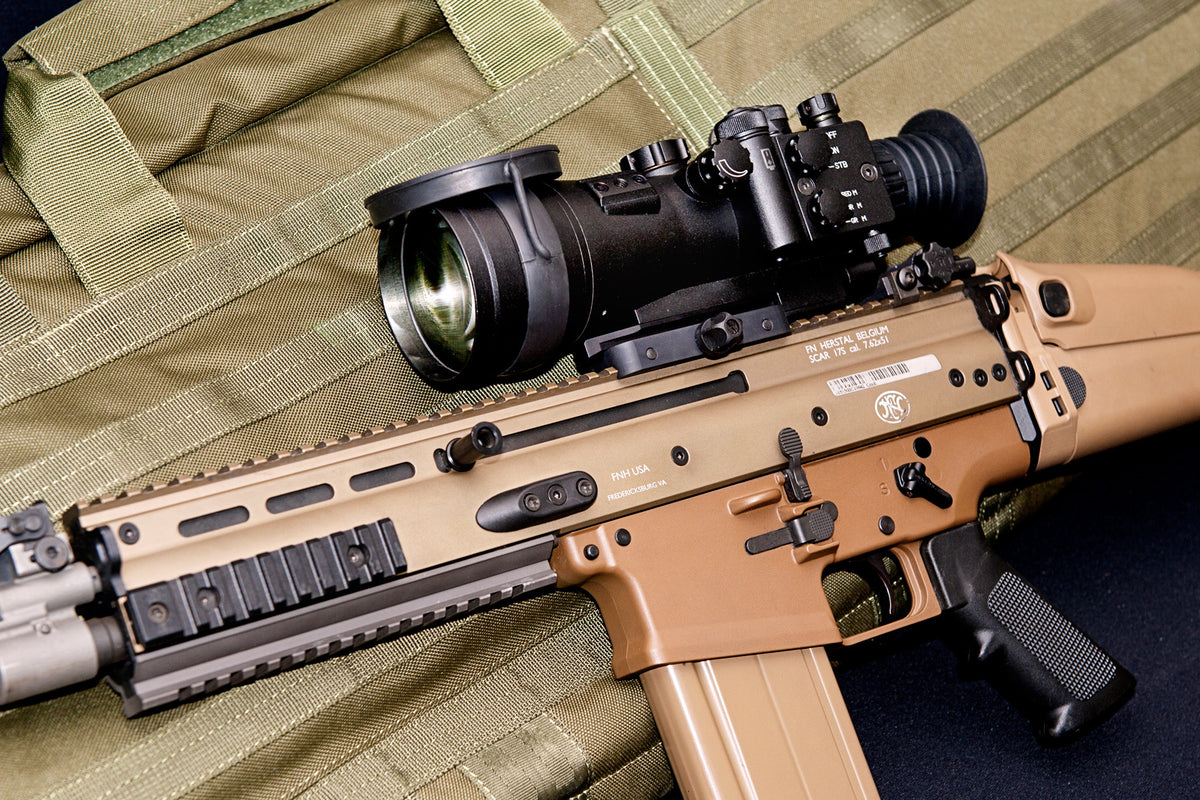 Luna Optics Gen-III Special Purpose Riflescope 4x White Phosphor Mil-Spec Tube