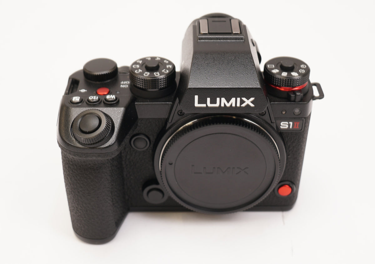 Panasonic LUMIX S1II Full-Frame Mirrorless Camera  24.1MP Partially Stacked CMOS Sensor (Used)