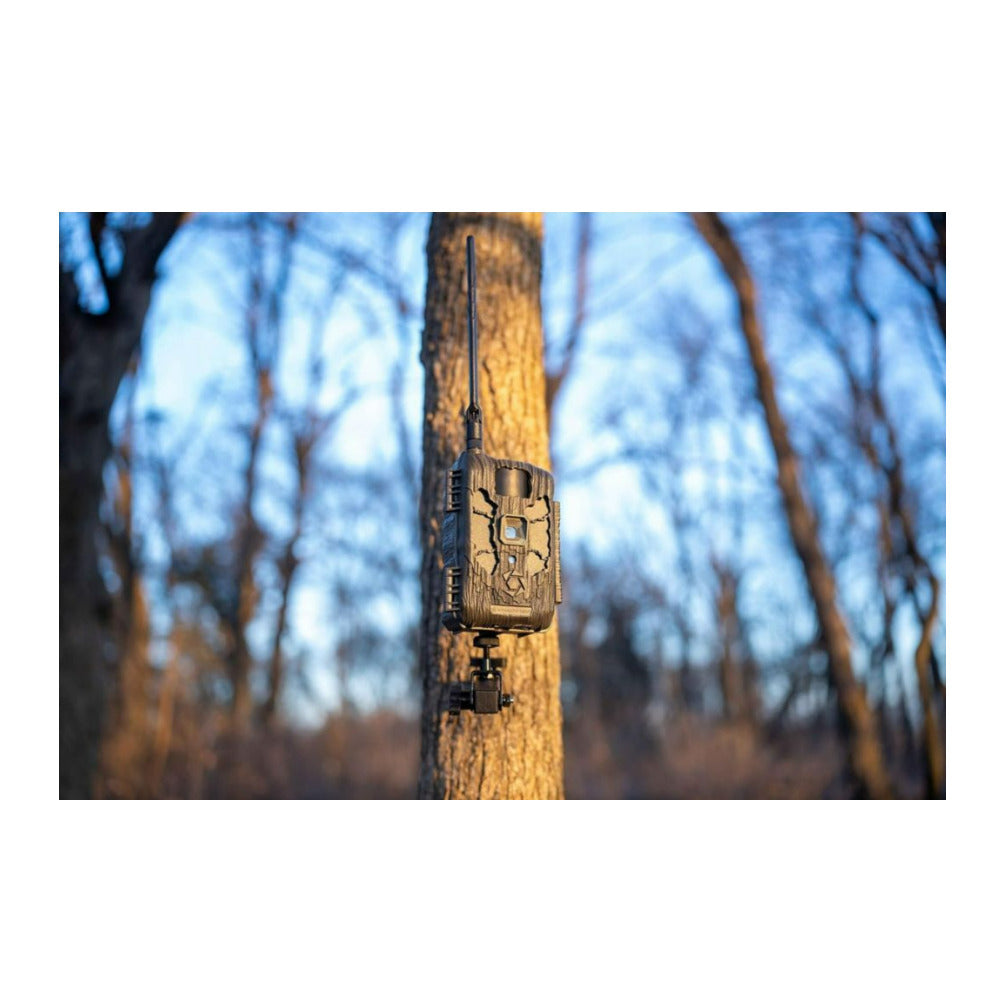 Stealth Cam Eco Mount Rugged Steel Tube (Black, 6-Pack) and Card Reader Bundle