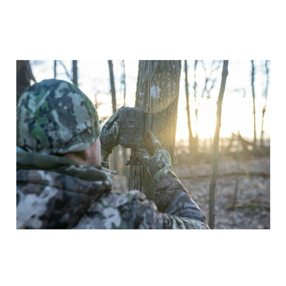 Stealth Cam Eco Mount Rugged Steel Tube (Black, 10-Pack) and Card Reader Bundle