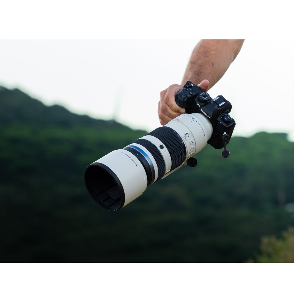 OM SYSTEM M.Zuiko Digital ED 50-200mm f/2.8 IS PRO Lens (Micro Four Thirds)