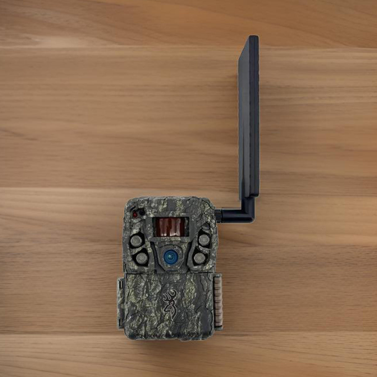Browning Trail Camera - Defender Wireless Vision Pro HD AI 46MP Bundle