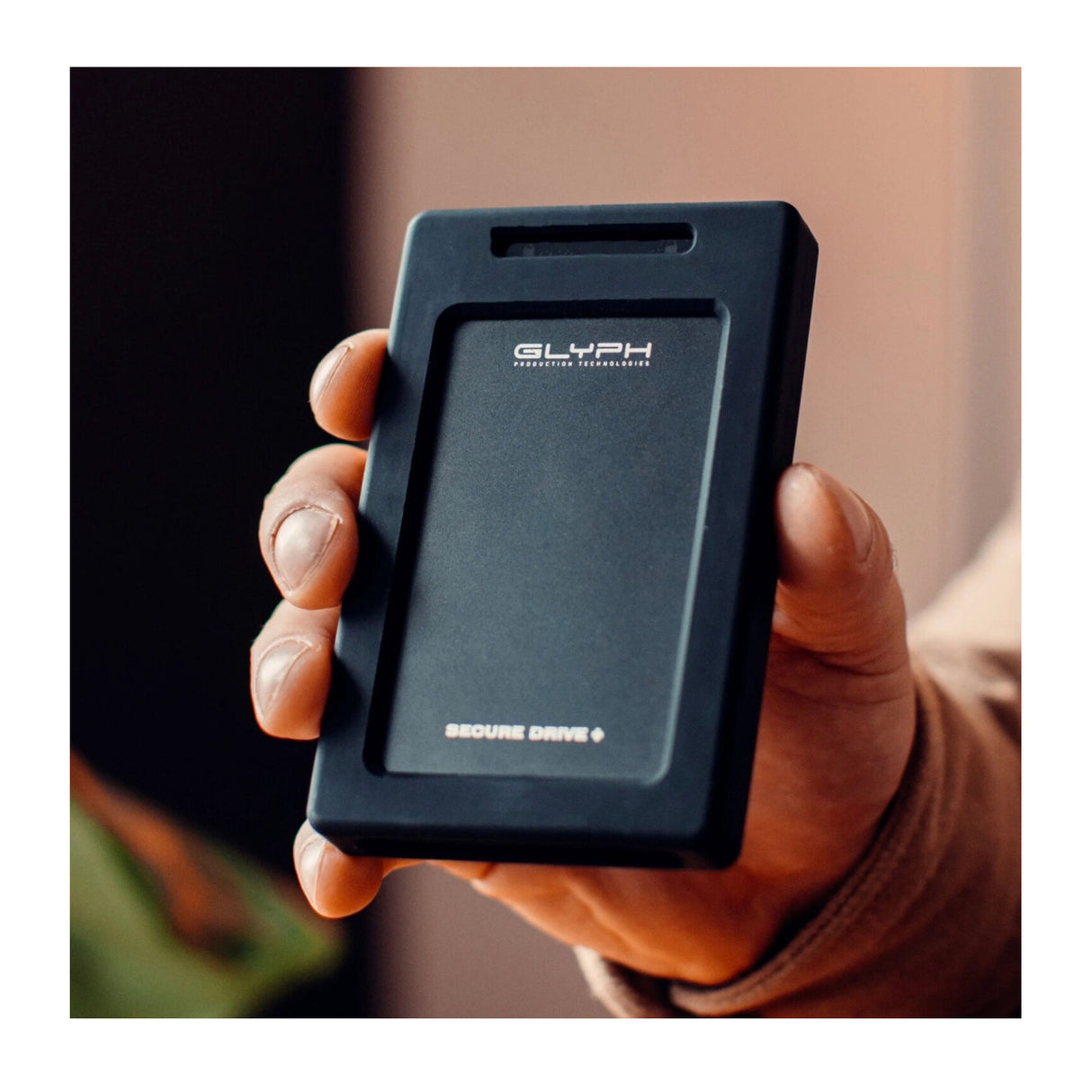 SecureDrive Plus Bluetooth, Bus-powered, USB-Micro B / USB-C