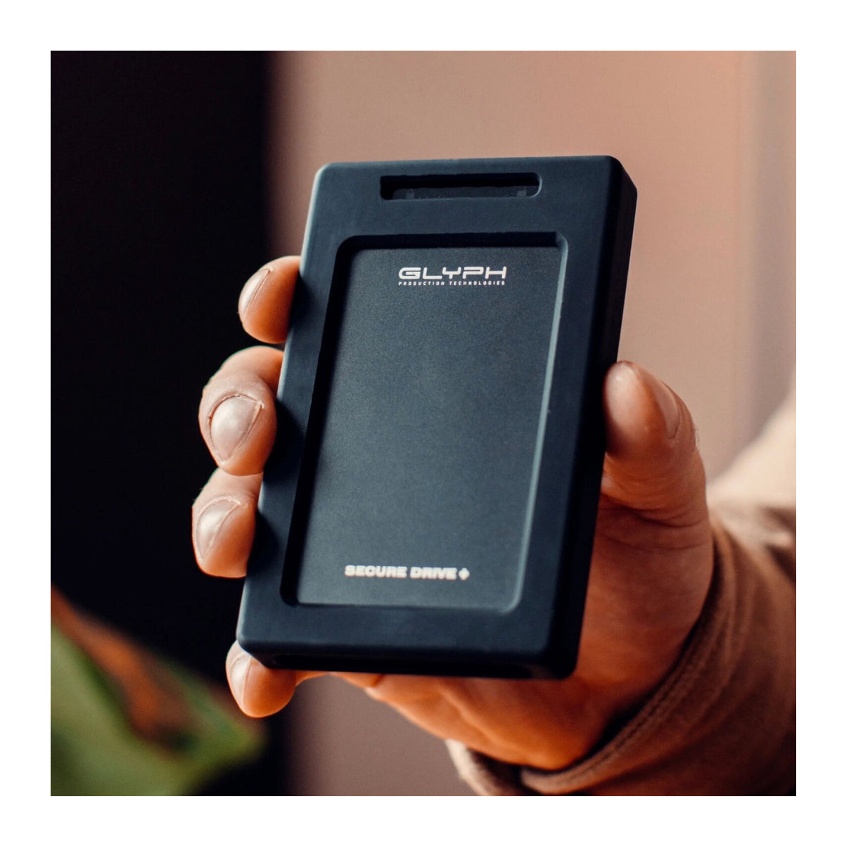 SecureDrive Plus Bluetooth, Bus-powered, USB-Micro B / USB-C