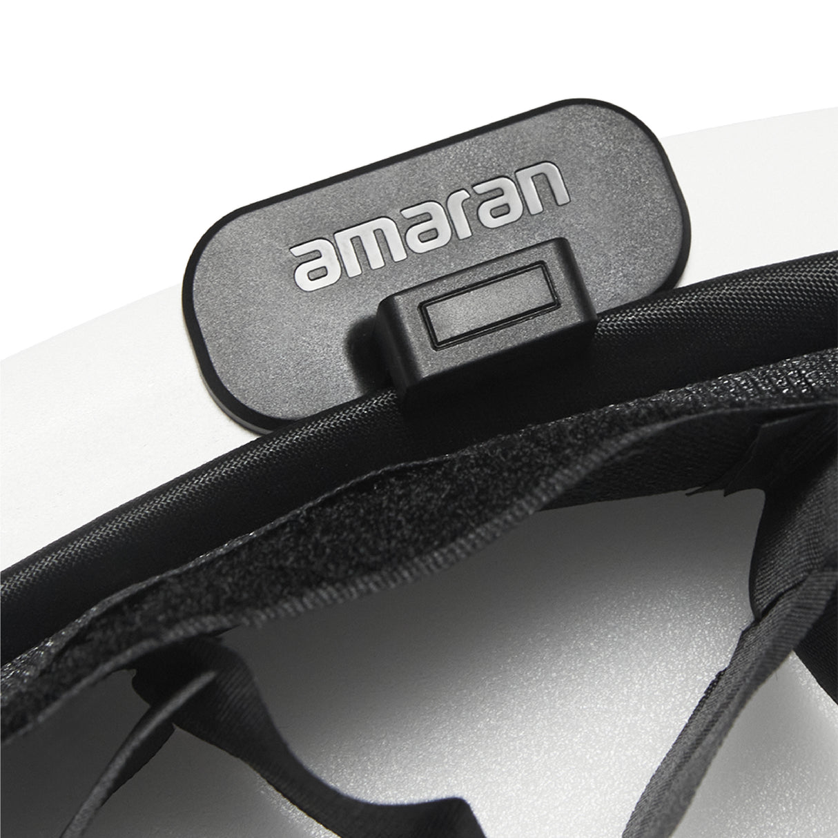 Amaran Verge Max Kit-White and Amaran Verge Max Light Control Grid Bundle