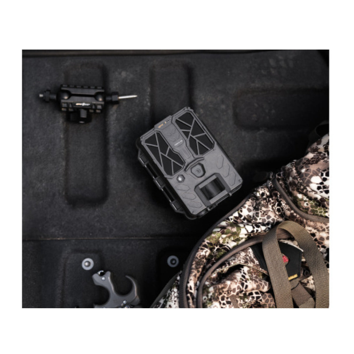 SPYPOINT Force 48 Trail Camera - 48MP Photo, 720p Video (Pack of 4) Bundle