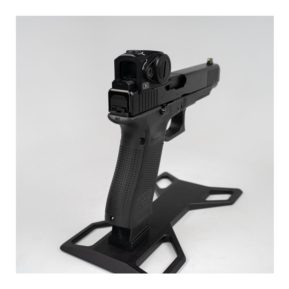 C+H Duty Closed Emitter Green Dot Sight Pistol Optic (3 MOA) (Open Box)