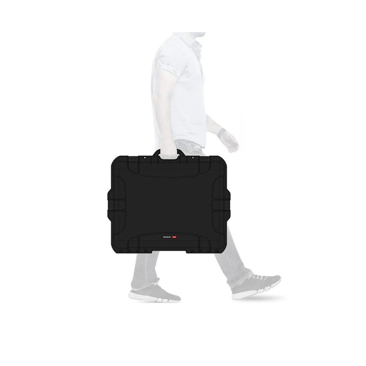 Nanuk Large Series 945 Lightweight NK-7 Resin Waterproof Case with Foam (Black)