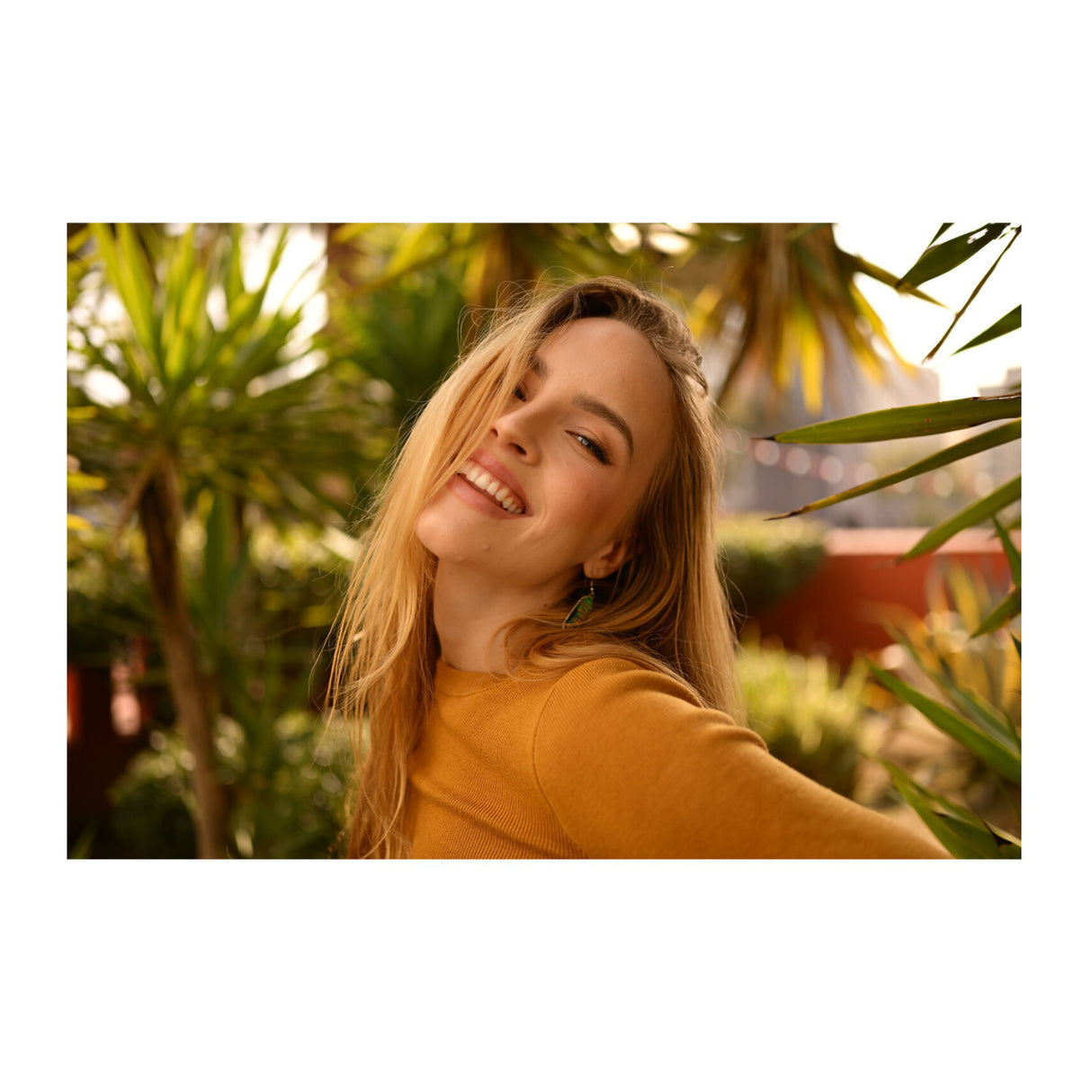 Nikon Z8 Mirrorless Camera with 180-600mm f/5.6-6.3 Lens Kit (Nikon Z)