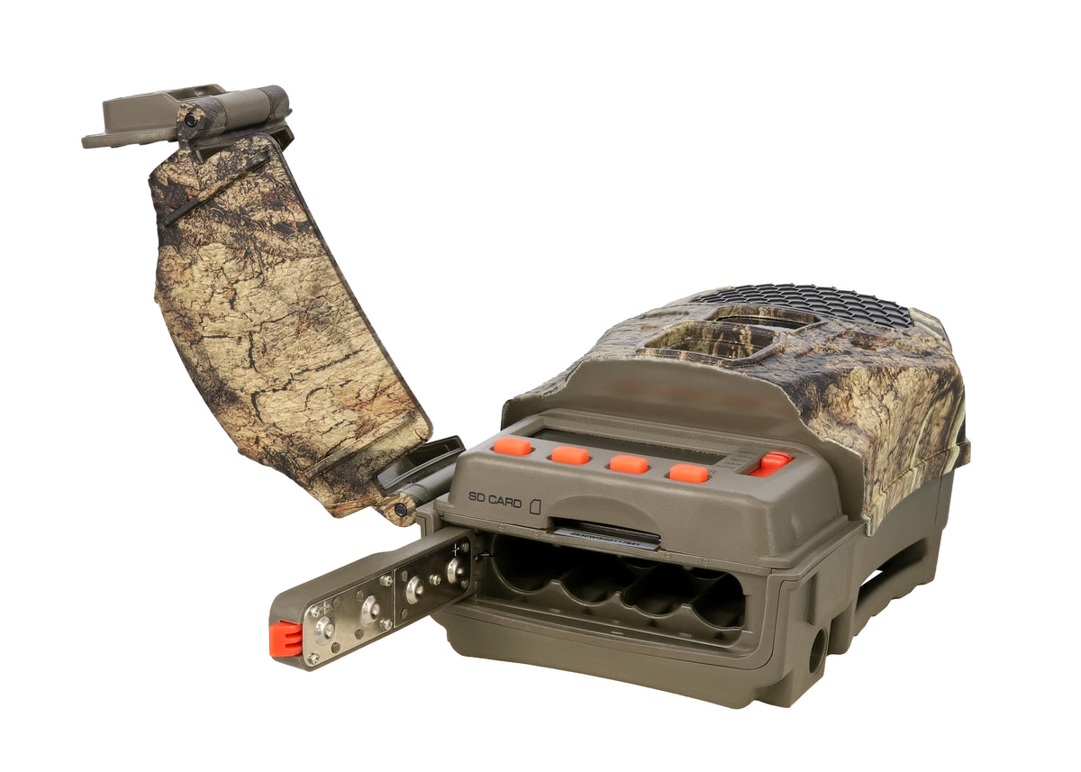 Wildgame Innovations Terra Extreme 14 Megapixel IR Trail Camera Bundle