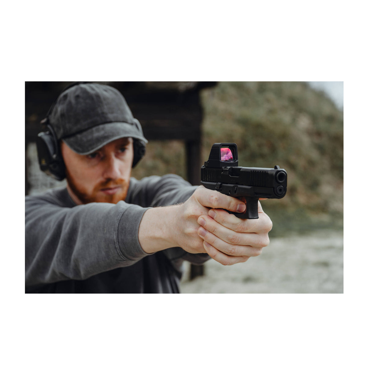 OLIGHT Osight 3 MOA Rechargeable Red Dot Open Reflex Sight with Charging Cover (Open Box)