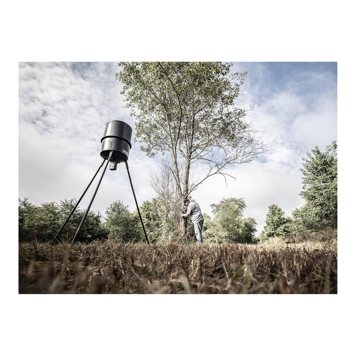 Wildgame Innovations Quick-Set 270 lbs Poly Barrel Game Feeder with Timer