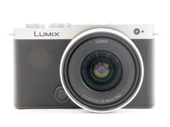 LUMIX S9 S 18-40mm Lens Kit - Black and Silver (DC-S9NSB9) (Used)