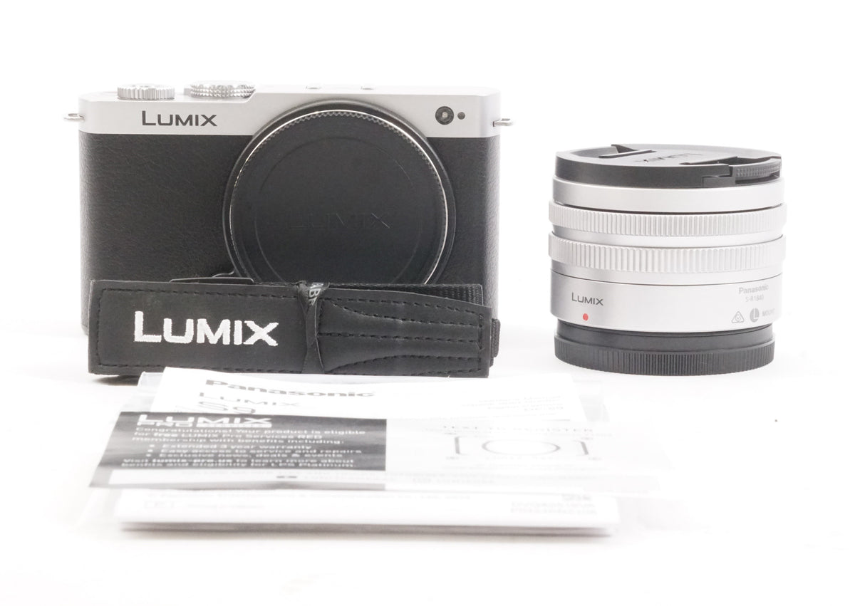 LUMIX S9 S 18-40mm Lens Kit - Black and Silver (DC-S9NSB9) (Used)