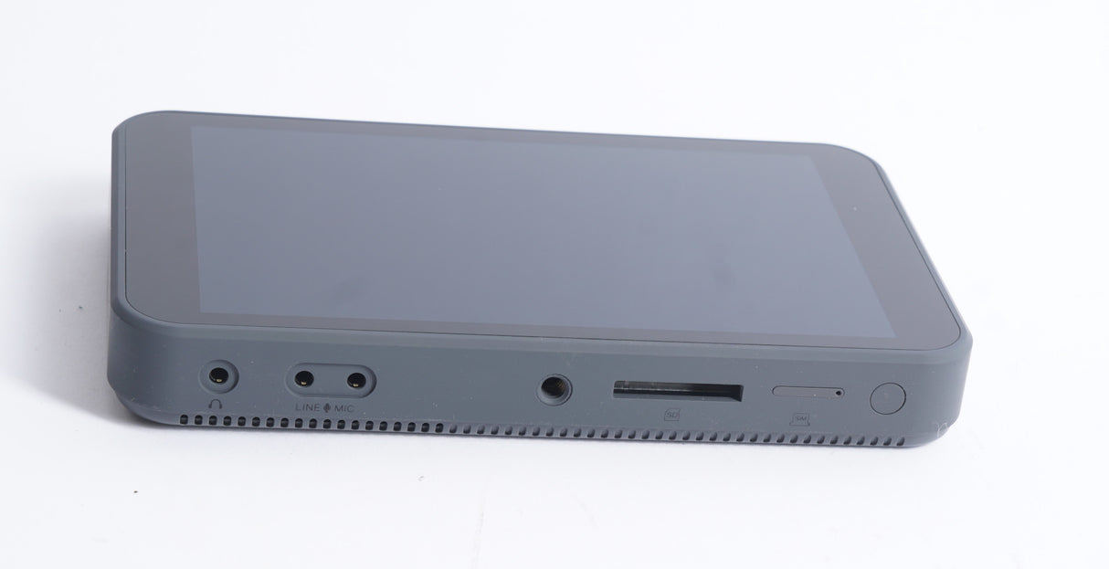 YoloLiv Instream All-in-One Vertical Multicam Monitor (Used)