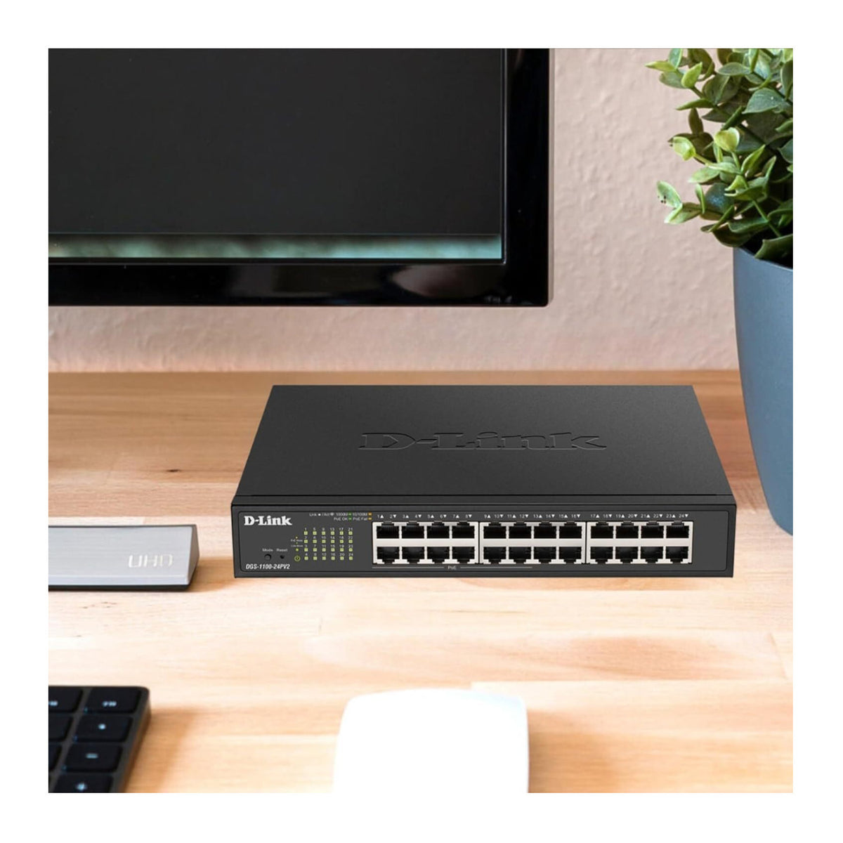 D-Link 24-Port Gigabit Smart Managed PoE+ Switch (Open Box)