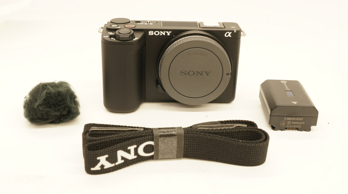 Sony Alpha ZVE10 II | APS-C Interchangeable Lens Mirrorless | Designed for Conte (Used)