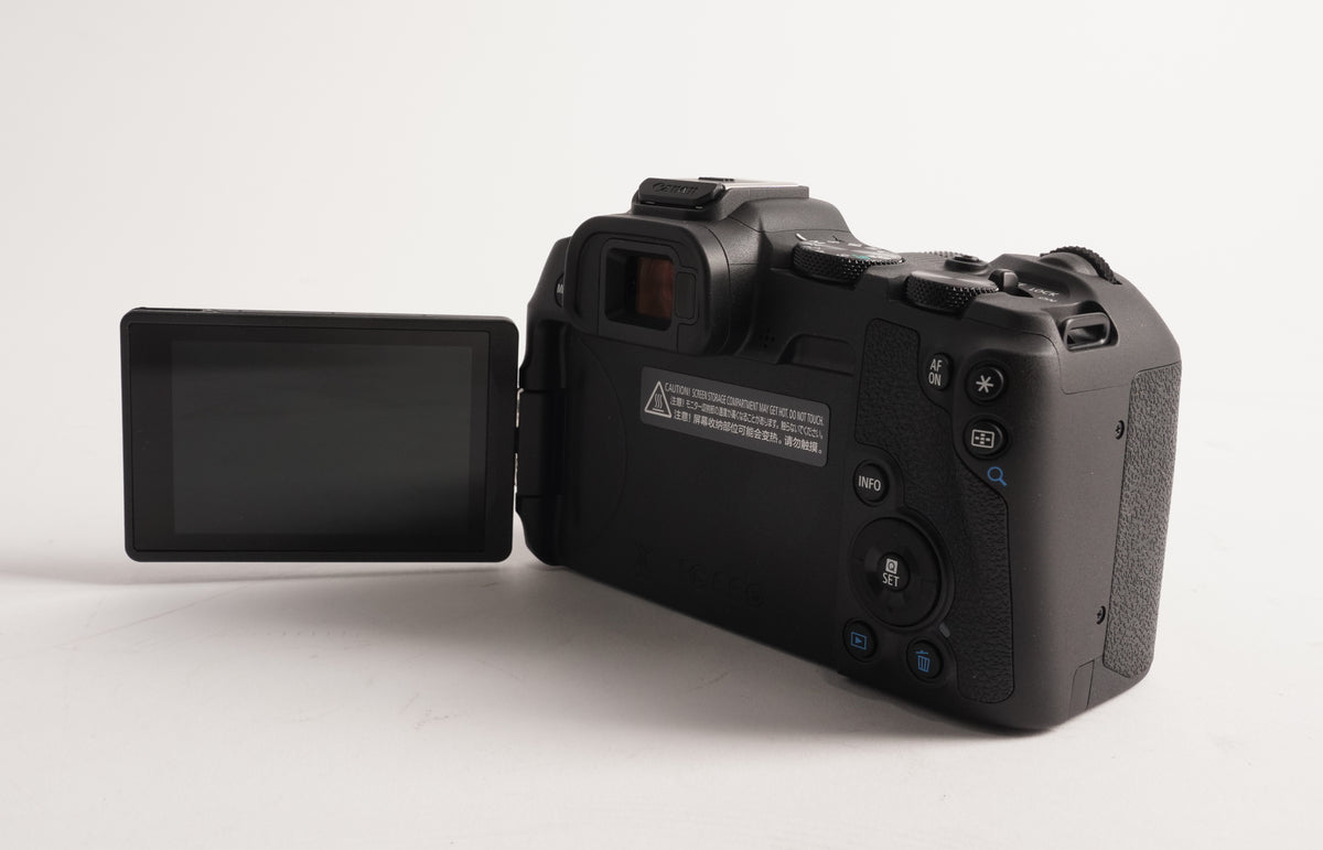 Canon EOS R8 Mirrorless Camera with RF 24-50mm f/4.5-6.3 IS STM Lens