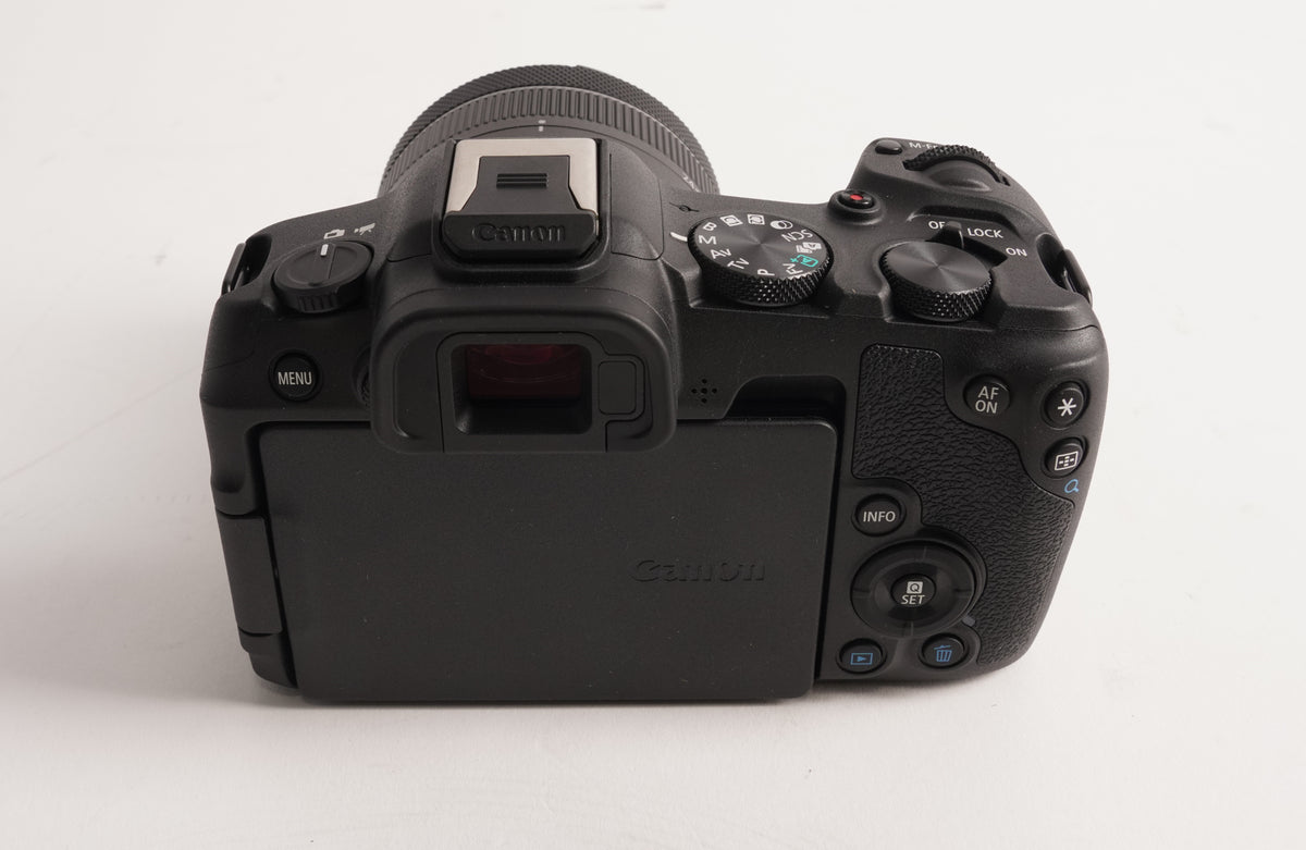 Canon EOS R8 Mirrorless Camera with RF 24-50mm f/4.5-6.3 IS STM Lens