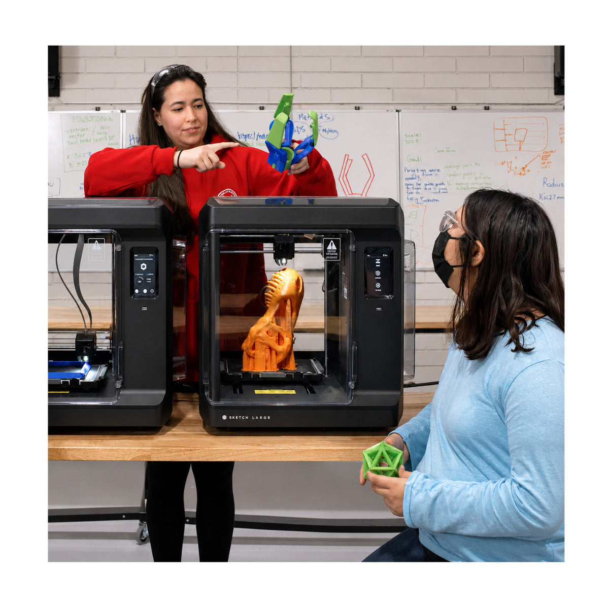 MakerBot Sketch 3D Printer Bundle with 2 x Extruders, 2 x Build Plates and 5-Color Filaments Pack