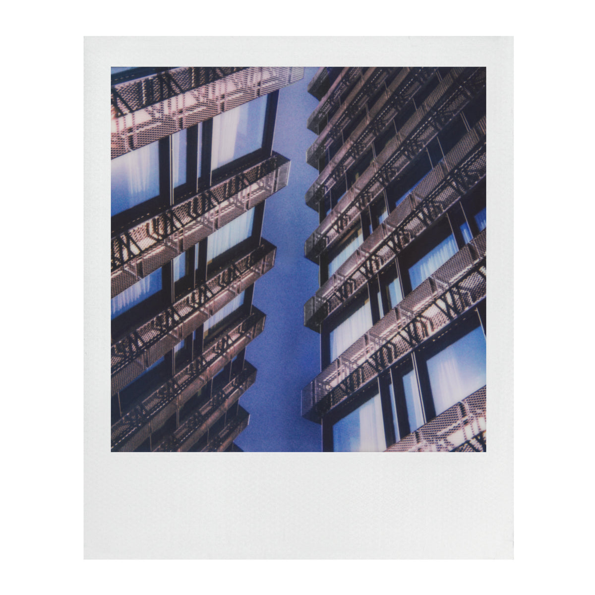 Polaroid Mod i-Type Camera for Instant Photography and Creative Photo Projects