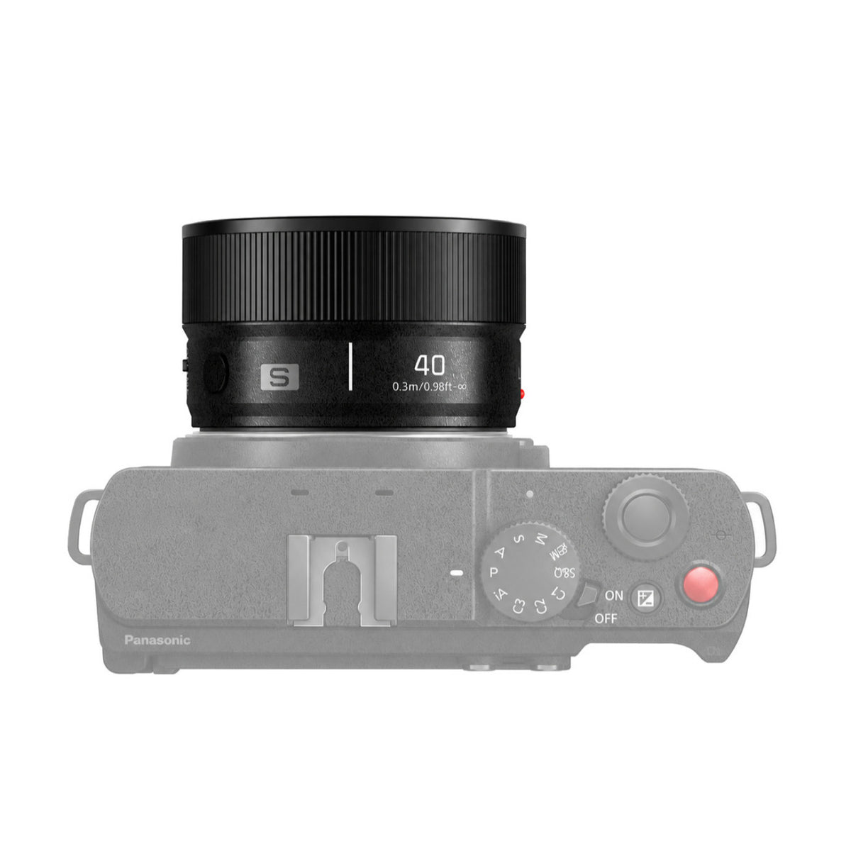 Panasonic LUMIX S 40mm f/2 L-Mount Compact Prime Lens Bundle with 62mm UV Protector Lens Filter